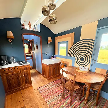 Campsite La Roulotte Circus Des Grillots